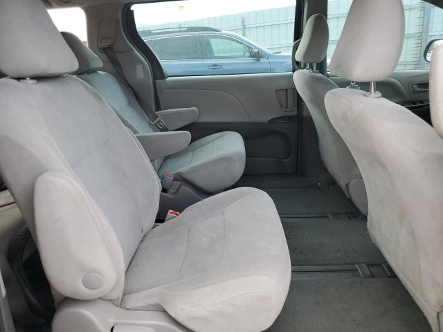 Photo 11 from auction – 2016 TOYOTA SIENNA with VIN 5TDZK3DC6GS735063
