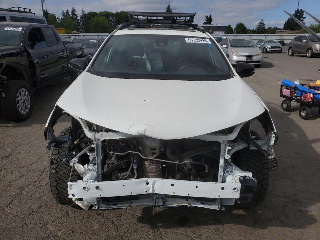 Photo 5 from auction – 2017 TOYOTA RAV4 SE with VIN JTMJFREV9HJ166664
