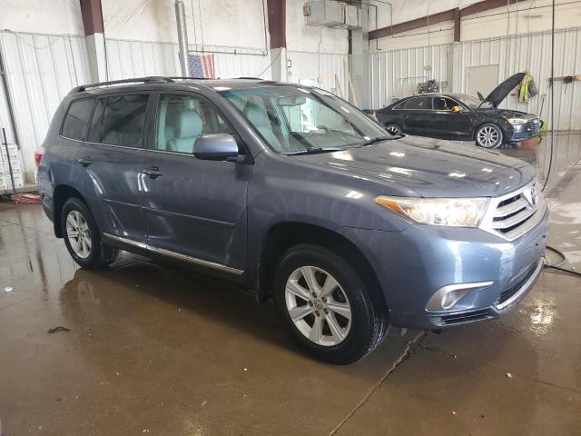Photo 4 from auction – 2011 TOYOTA HIGHLANDER with VIN 5TDBK3EH6BS075496