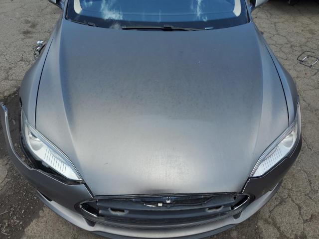 Photo 11 from auction – 2012 TESLA MODEL S with VIN 5YJSA1DP4CFP03075
