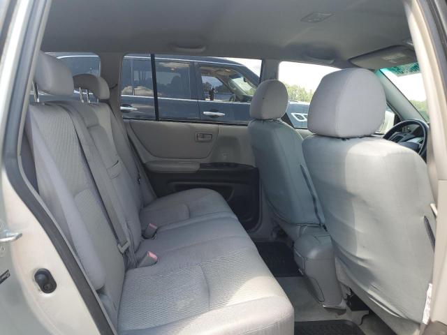Photo 11 from auction – 2004 TOYOTA HIGHLANDER with VIN JTEGP21A940022724