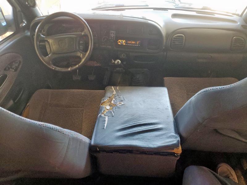 Photo 8 from auction – 2002 DODGE RAM 3500 with VIN 3B7MC33C42M227031