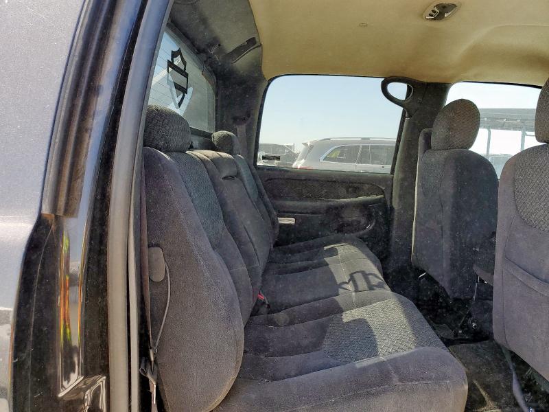 Photo 10 from auction – 2002 CHEVROLET AVALANCHE with VIN 3GNEC13T42G285171
