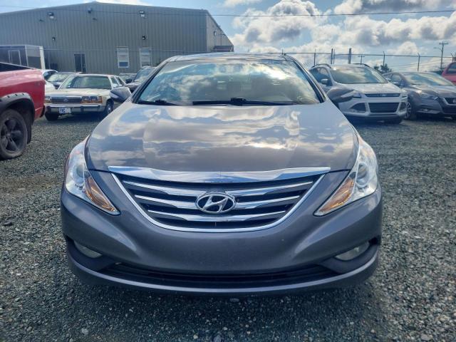 Photo 5 from auction – 2014 HYUNDAI SONATA SE with VIN 5NPEC4AC2EH922101