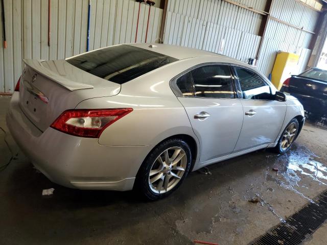 Photo 3 from auction – 2011 NISSAN MAXIMA S with VIN 1N4AA5AP2BC824938