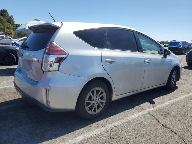 Photo 3 from auction – 2017 TOYOTA PRIUS V with VIN JTDZN3EUXHJ062551