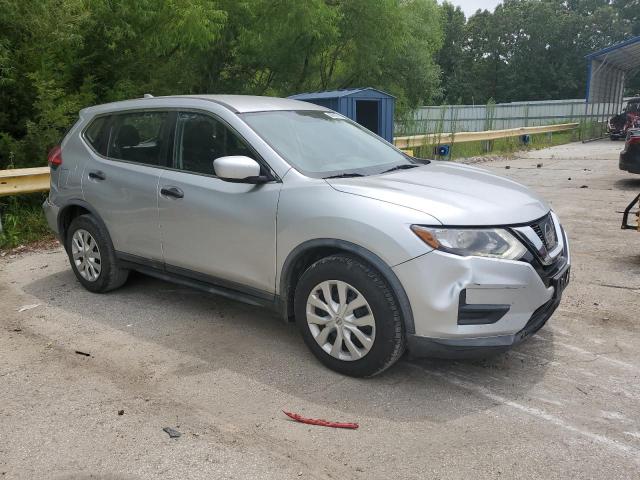 Photo 4 from auction – 2017 NISSAN ROGUE S with VIN KNMAT2MT0HP607658