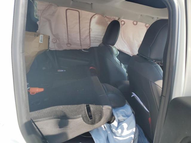 Photo 10 from auction – 2017 JEEP RENEGADE T with VIN ZACCJBCB4HPG52564