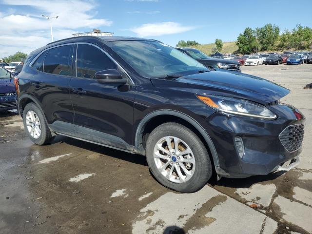 Photo 4 from auction – 2021 FORD ESCAPE SE with VIN 1FMCU9G65MUA15314