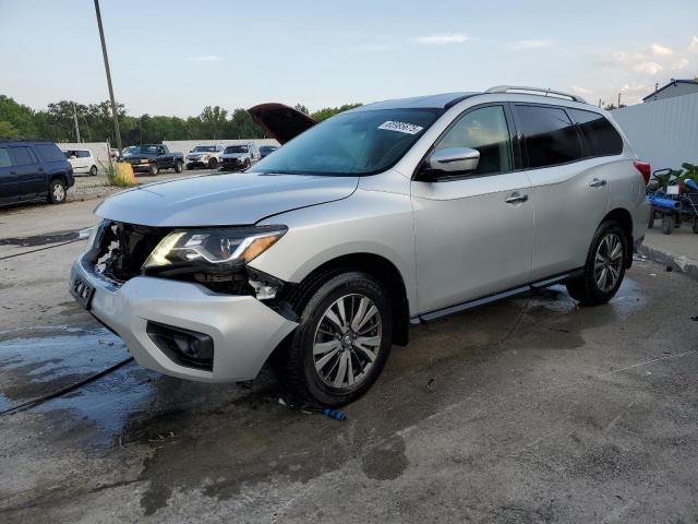 NISSAN PATHFINDER 2017 with VIN 5N1DR2MM0HC908003 - Photo from auction