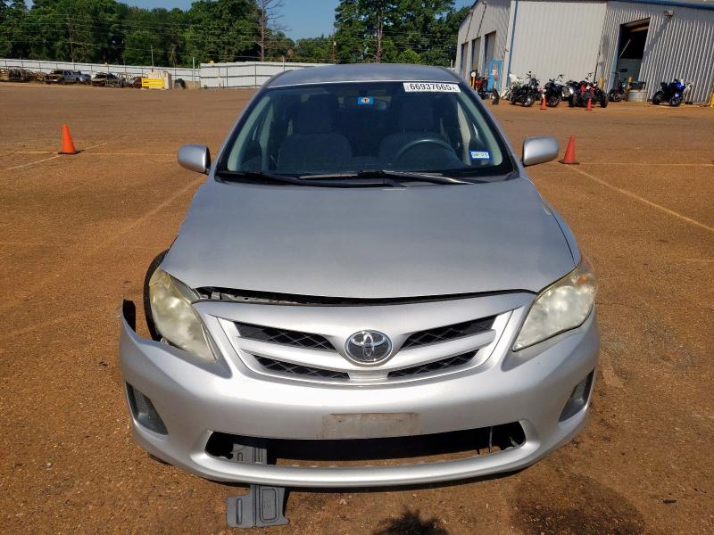 Photo 5 from auction – 2013 TOYOTA COROLLA BASE with VIN JTDBU4EE4DJ117962