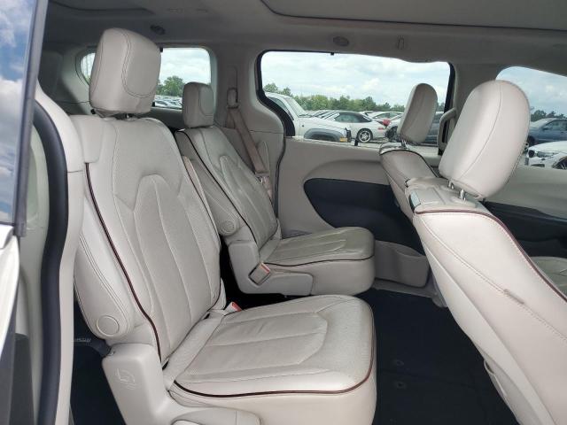 Photo 11 from auction – 2017 CHRYSLER PACIFICA L with VIN 2C4RC1GG8HR657606