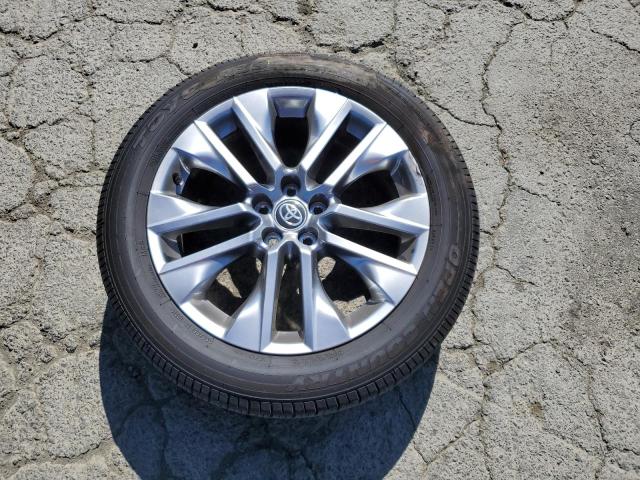 Photo 12 from auction – 2024 TOYOTA RAV4 XLE P with VIN 2T3A1RFV1RC484201