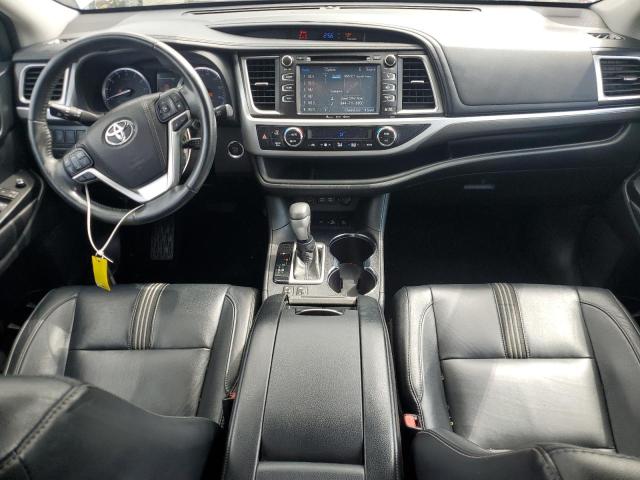 Photo 8 from auction – 2018 TOYOTA HIGHLANDER with VIN 5TDJZRFH4JS548951