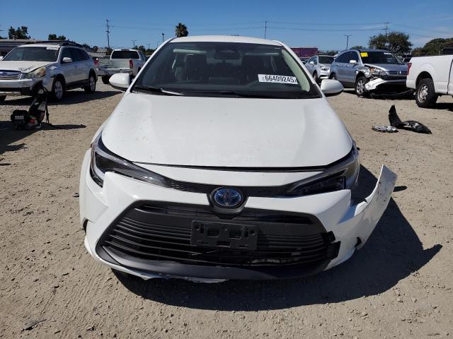 Photo 5 from auction – 2024 TOYOTA COROLLA LE with VIN JTDBCMFE5R3049636