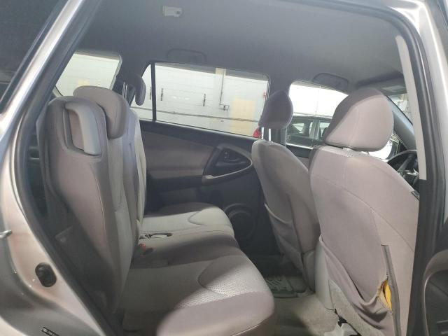 Photo 10 from auction – 2007 TOYOTA RAV4 with VIN JTMBK33V076010112