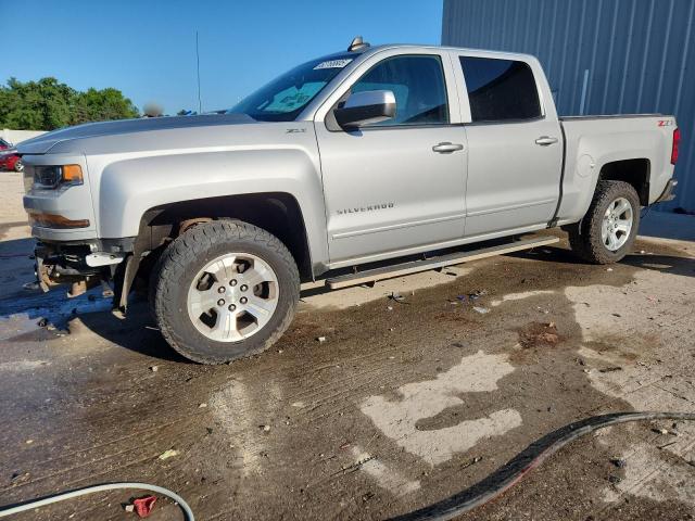 CHEVROLET SILVERADO 2018 with VIN 3GCUKREC6JG296240 - Photo from auction