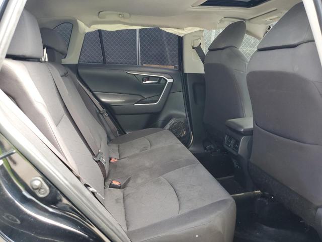 Photo 11 from auction – 2019 TOYOTA RAV4 XLE with VIN JTMW1RFV5KD010064