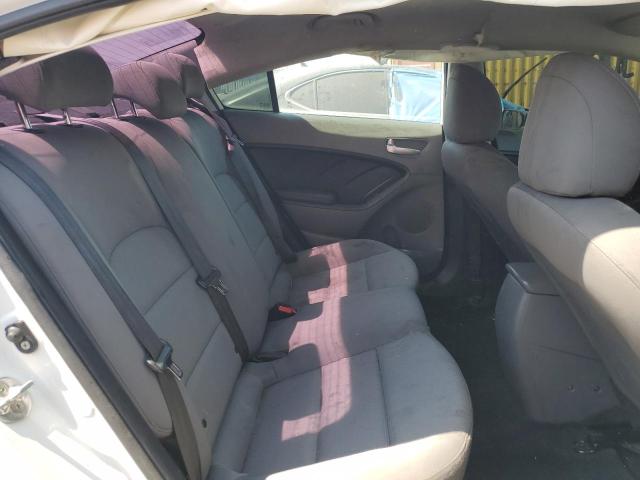 Photo 10 from auction – 2018 KIA FORTE LX with VIN 3KPFK4A70JE281135