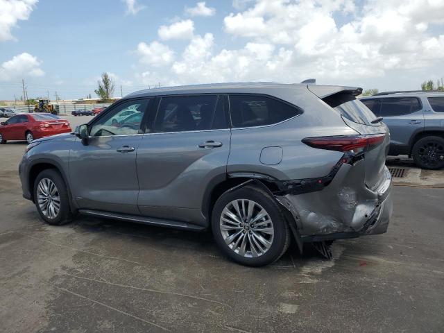Photo 2 from auction – 2025 TOYOTA HIGHLANDER with VIN 5TDEBRCH8SS671602