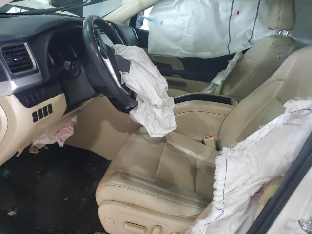 Photo 7 from auction – 2016 TOYOTA HIGHLANDER with VIN 5TDJKRFH9GS287930