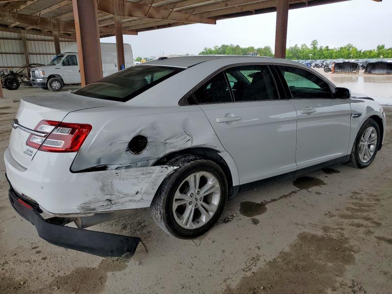 Photo 3 from auction – 2018 FORD TAURUS SEL with VIN 1FAHP2E87JG104279