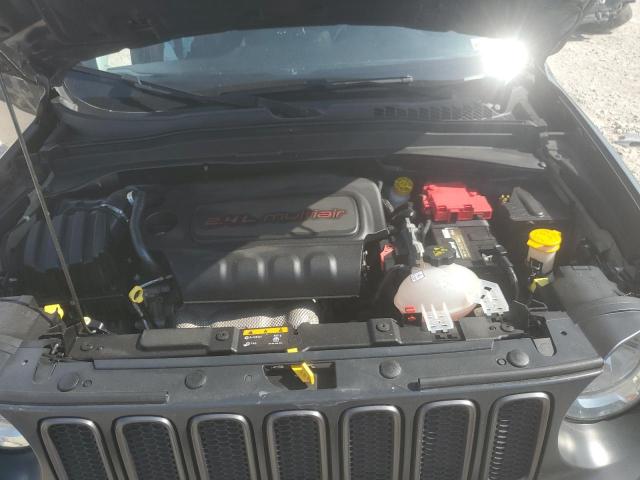Photo 12 from auction – 2018 JEEP RENEGADE T with VIN ZACCJBCB3JPJ08513