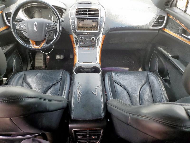 Foto 8 de la subasta – 2016 LINCOLN MKX RESERV con VIN 2LMTJ6LR2GBL77266