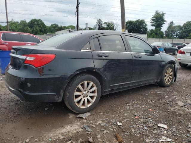 Photo 3 from auction – 2014 CHRYSLER 200 TOURIN with VIN 1C3CCBBB7EN179974