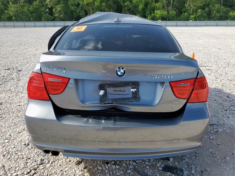 Photo 6 from auction – 2011 BMW 328 I with VIN WBAPH7G57BNL86002