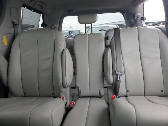 Photo 10 from auction – 2014 TOYOTA SIENNA XLE with VIN 5TDYK3DC4ES483189