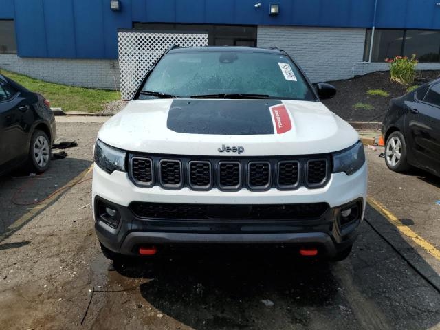 Photo 5 from auction – 2024 JEEP COMPASS TR with VIN 3C4NJDDN0RT126018