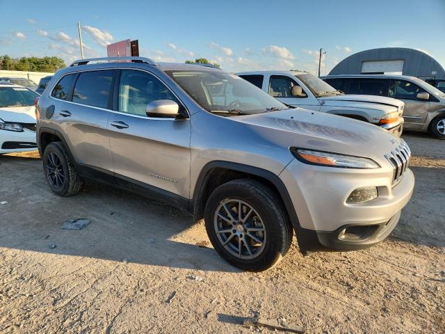 Photo 4 from auction – 2016 JEEP CHEROKEE L with VIN 1C4PJMCS3GW197818