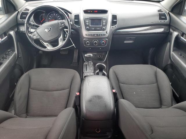 Photo 8 from auction – 2014 KIA SORENTO LX with VIN 5XYKTDA61EG428008