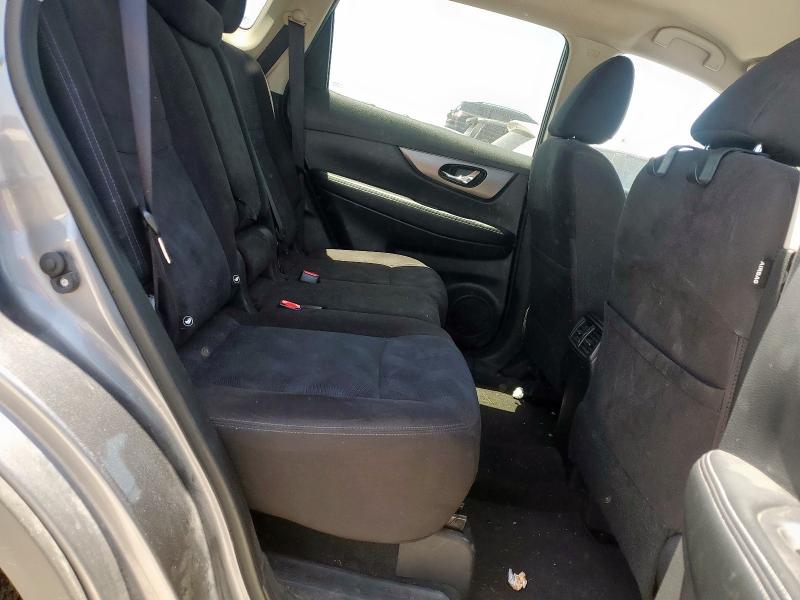 Photo 11 from auction – 2015 NISSAN ROGUE S with VIN KNMAT2MV0FP565393