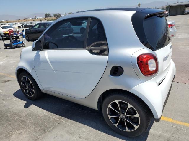 Photo 2 from auction – 2016 SMART FORTWO with VIN WMEFJ5DA3GK051418