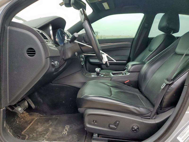 Photo 7 from auction – 2014 CHRYSLER 300C with VIN 2C3CCAEG4EH310255