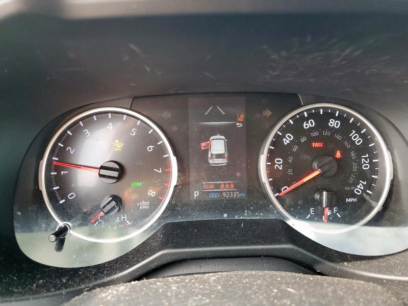 Photo 9 from auction – 2020 TOYOTA RAV4 XLE with VIN 2T3W1RFVXLW097934