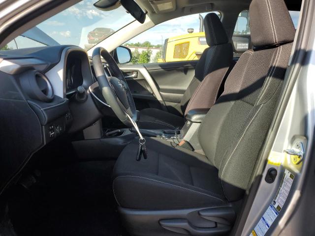Photo 7 from auction – 2017 TOYOTA RAV4 XLE with VIN 2T3RFREV3HW670485