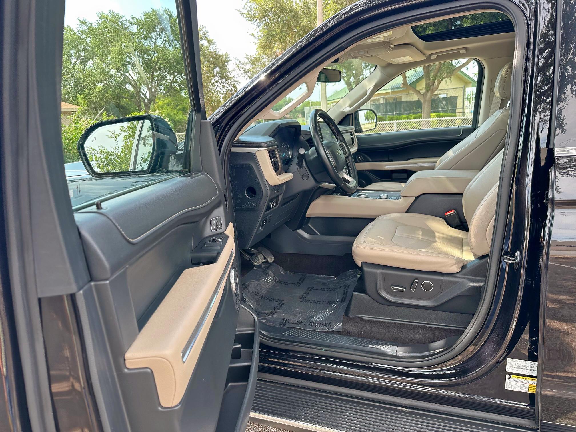 Photo 9 from auction – 2023 FORD EXPEDITION with VIN 1FMJK2A86PEA15853
