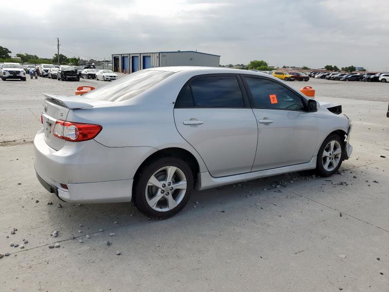 Фото 3 с аукциона – 2013 TOYOTA COROLLA с VIN 2T1BU4EE1DC947617