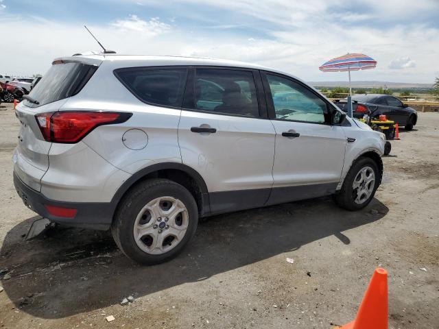 Photo 3 from auction – 2019 FORD ESCAPE S with VIN 1FMCU0F77KUC56858