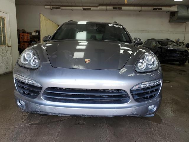 Photo 5 from auction – 2012 PORSCHE CAYENNE S with VIN WP1AE2A2XCLA92267