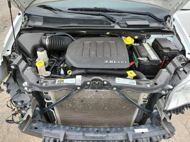 Photo 12 from auction – 2016 CHRYSLER TOWN & COU with VIN 2C4RC1BG5GR187394