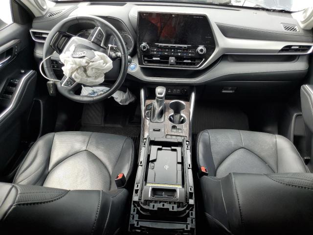 Photo 8 from auction – 2022 TOYOTA HIGHLANDER with VIN 5TDEBRCH3NS088598
