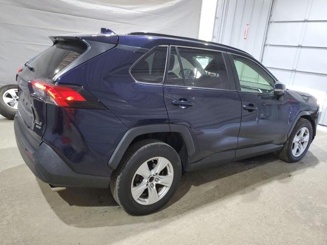 Photo 3 from auction – 2019 TOYOTA RAV4 XLE with VIN JTMP1RFV5KD026317