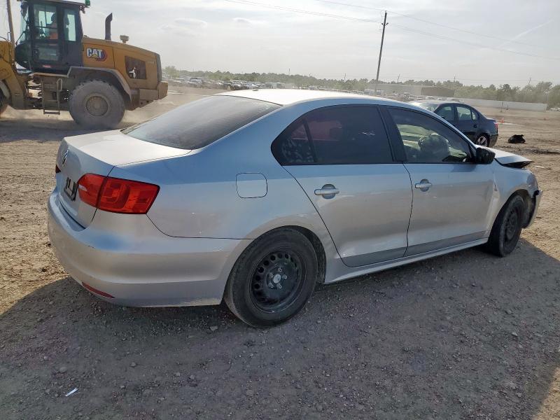 Photo 3 from auction – 2014 VOLKSWAGEN JETTA BASE with VIN 3VW2K7AJ8EM444876