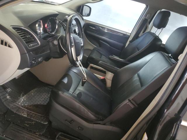 Photo 7 from auction – 2015 CHRYSLER TOWN & COU with VIN 2C4RC1BG4FR505276