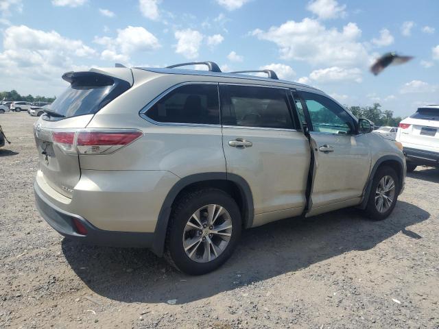 Photo 3 from auction – 2014 TOYOTA HIGHLANDER with VIN 5TDJKRFH5ES032236