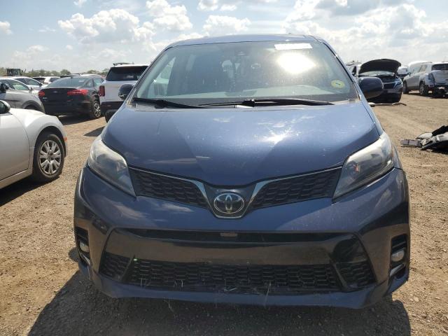 Photo 5 from auction – 2018 TOYOTA SIENNA SE with VIN 5TDXZ3DC4JS951200